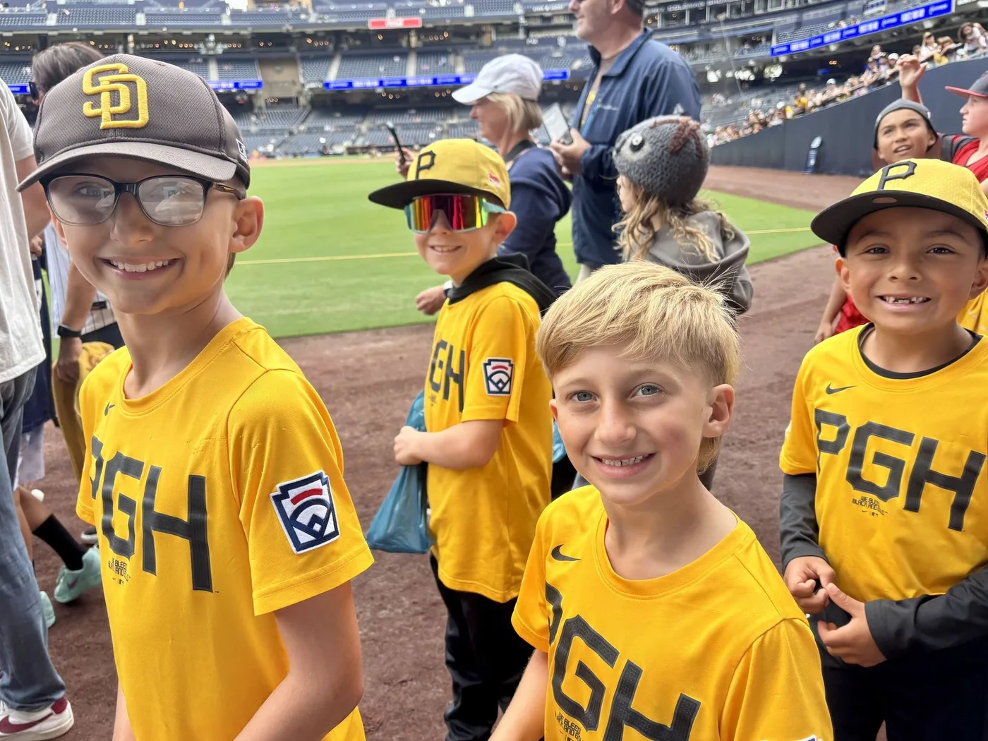 Pirates team photo